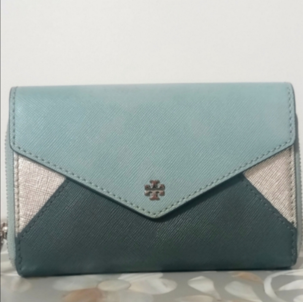 Tory Burch Tricolor Wallet Blue Silver Metallic